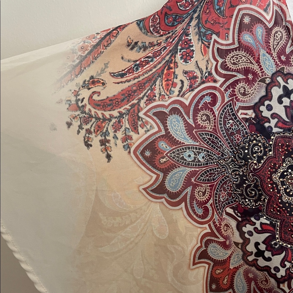 Chic Bohemian Women's Blouse in Red and Cream - Picture 5 of 7